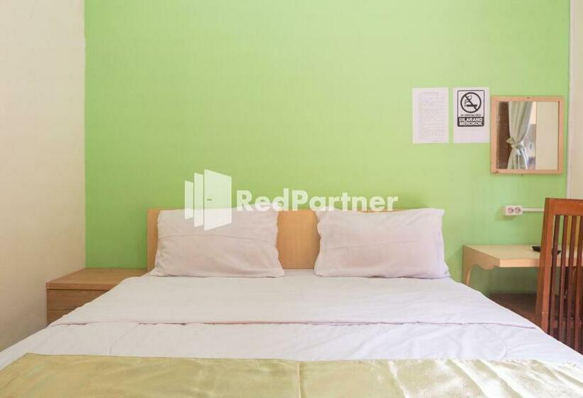 标准间, Wisma Handayani Syariah Redpartner Near Rsud Wonosari