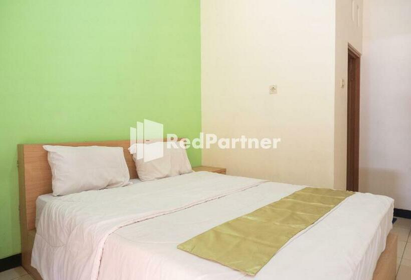 标准间, Wisma Handayani Syariah Redpartner Near Rsud Wonosari