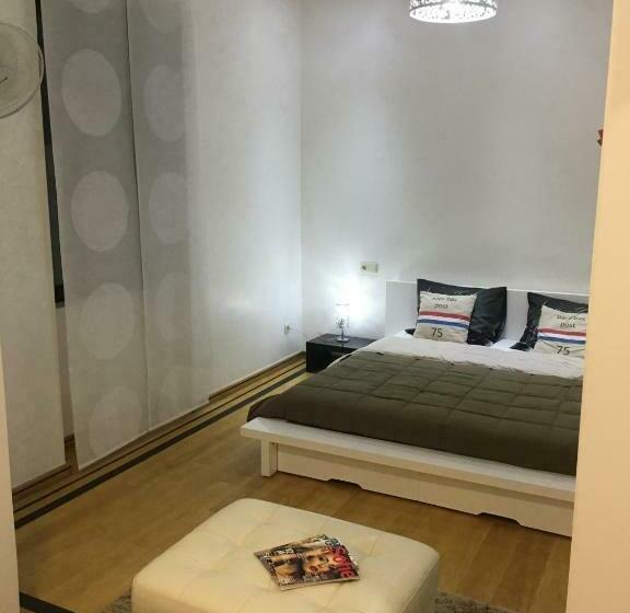 سوییت, Casa Senador