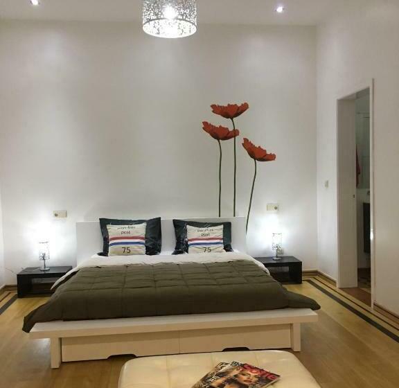 سوییت, Casa Senador