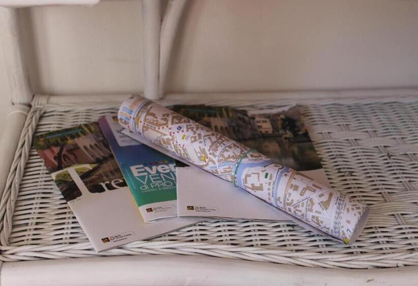 اتاق استاندارد با سرویس بهداشتی مشترک, Civico 26