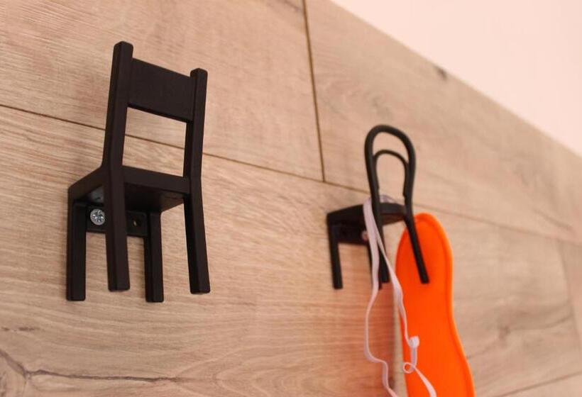 اتاق استاندارد یک تخته با سرویس بهداشتی مشترک, Civico 26