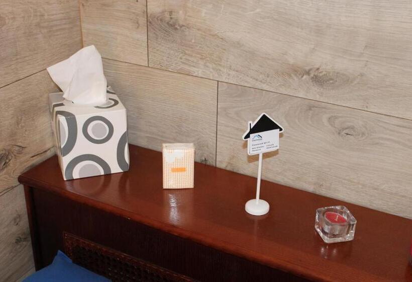 اتاق استاندارد یک تخته با سرویس بهداشتی مشترک, Civico 26