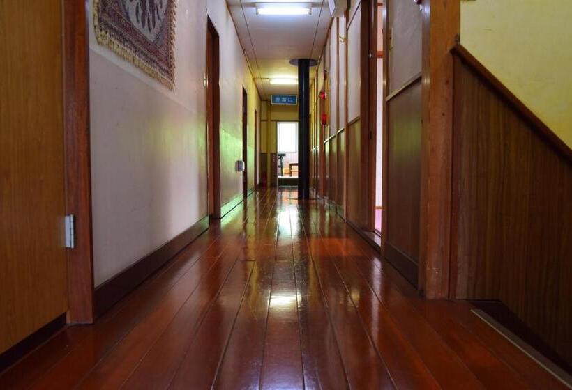 غرفة عائلية حمام مشترك, Guest House Shiroikiseki