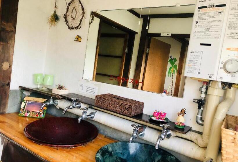 Дом 1 Спальня, Guest House Shiroikiseki