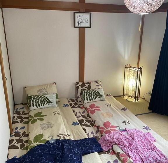 패밀리 룸, Komorebi