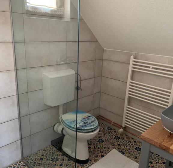 シャレー1寝室, House Izvor