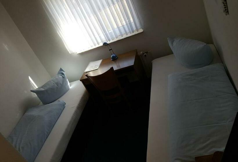 غرفة إقتصادية, & Restaurant Hildebrandt