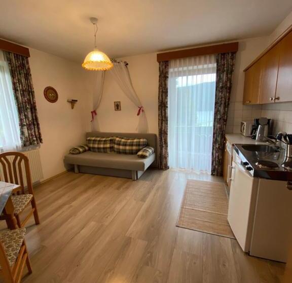 דירת חדר, Appartementhaus Sonne