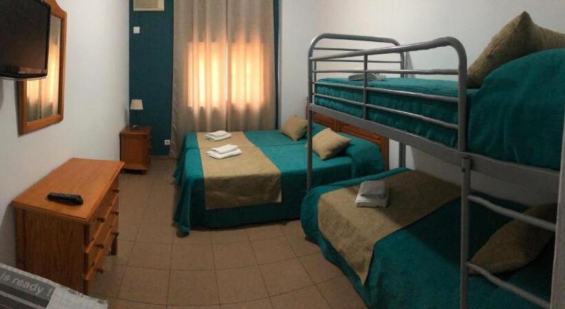 غرفة عائلية, Hostal San Miguel