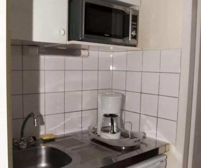 Deluxe Yhden Hengen Huone, Acacias Apparts