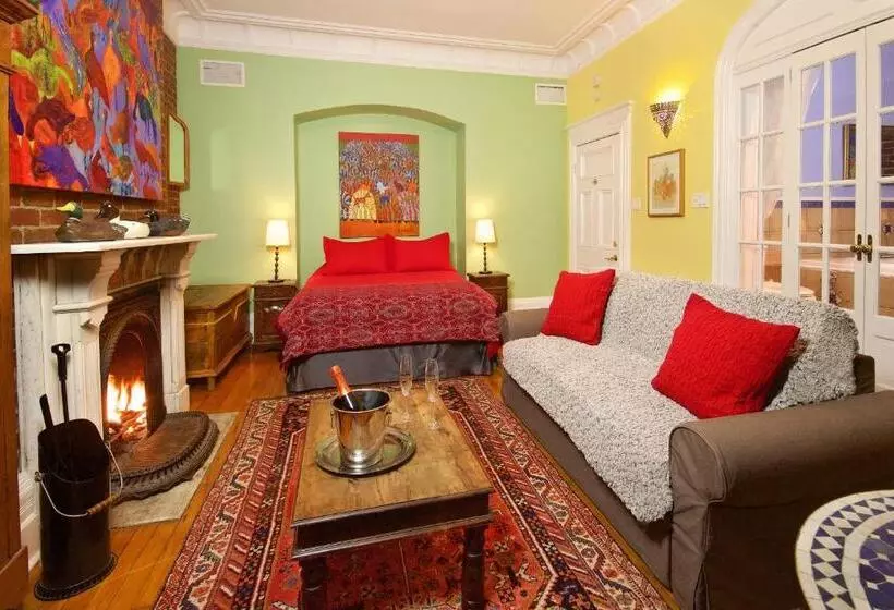 سوئیت راحتی, Auberge Les Bons Matins