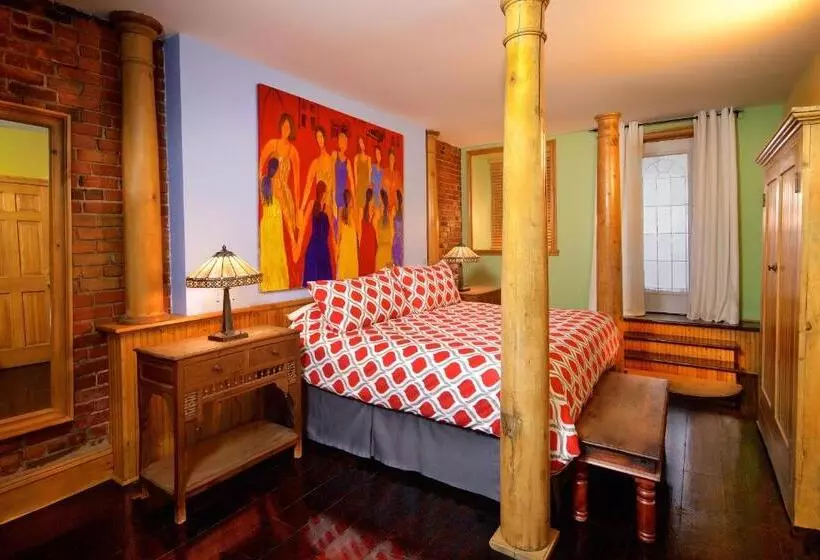 سوییت لوکس, Auberge Les Bons Matins
