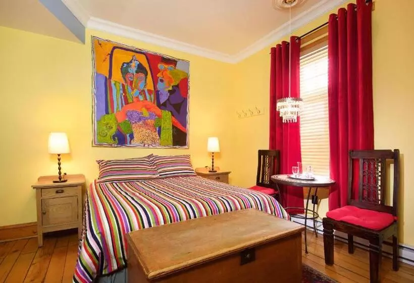 اتاق راحتی, Auberge Les Bons Matins