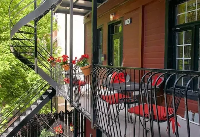 اتاق راحتی, Auberge Les Bons Matins