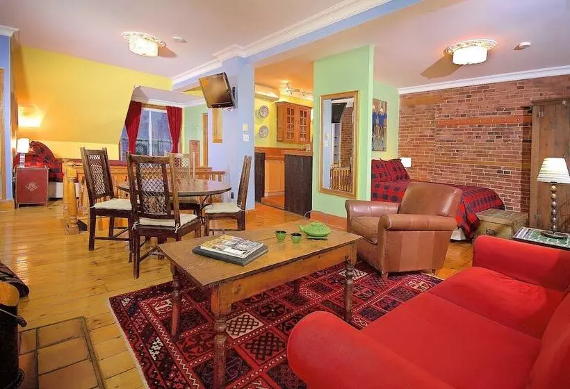 سوییت خانوادگی, Auberge Les Bons Matins