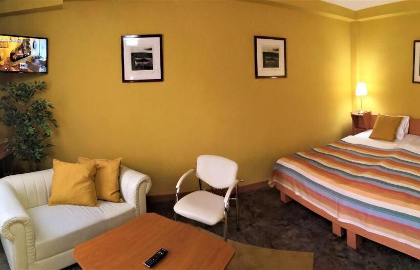 Háromágyas Classic Szoba, Benica