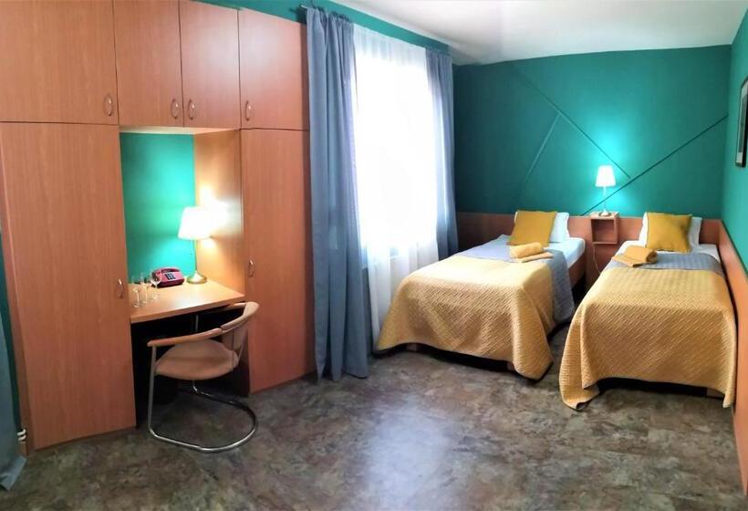 Négyszemélyes Classic Szoba, Benica