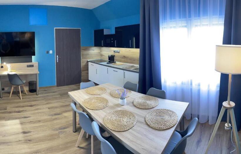 Családi Suite, Benica