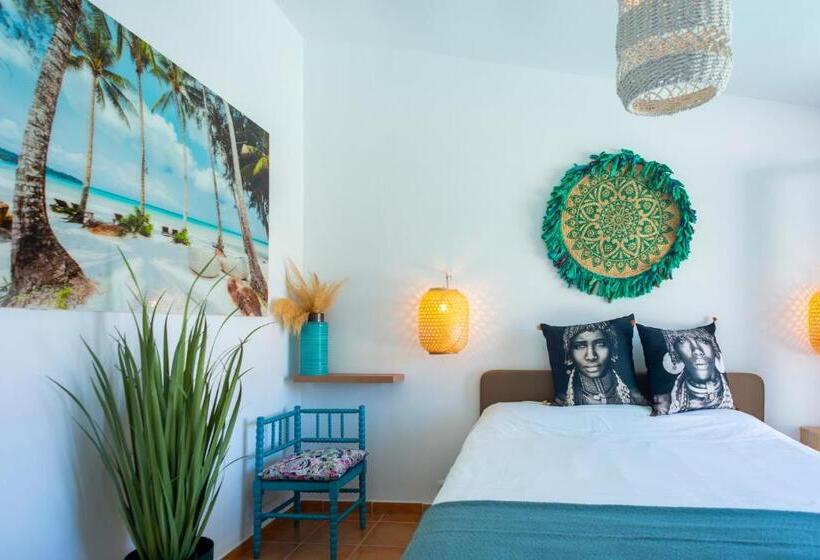 اتاق استاندارد با چشم‌انداز دریا, Caballito De Mar Boutique