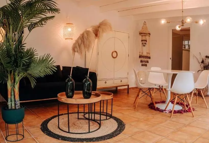 سوییت سوپریور با چشمانداز دریا, Caballito De Mar Boutique