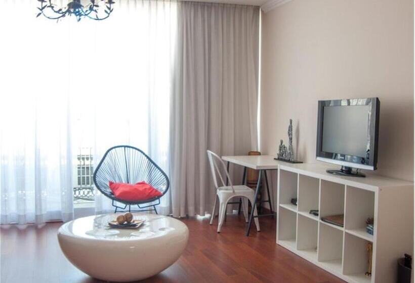 דירת פנטהאוז 2 חדרי שינה, Central Boutique