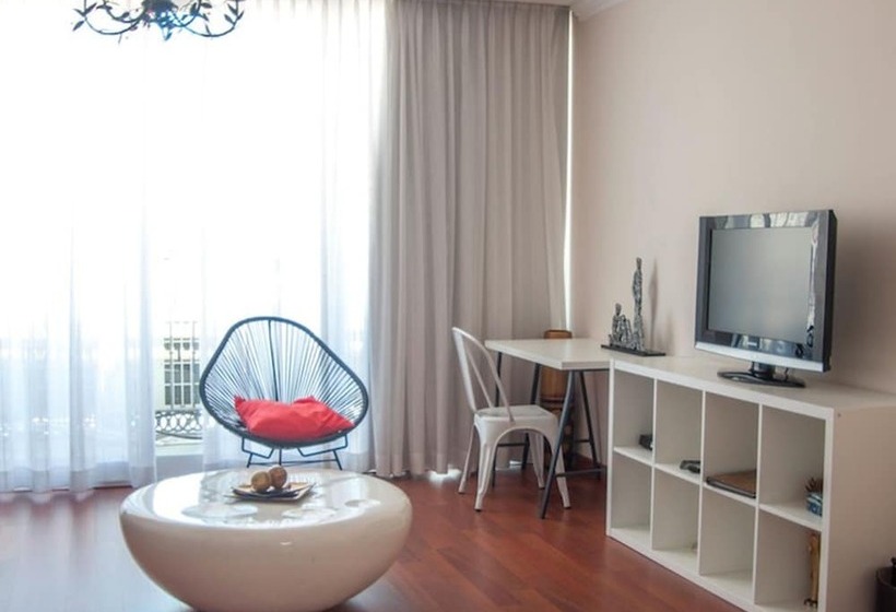 דירת פנטהאוז 2 חדרי שינה, Central Boutique