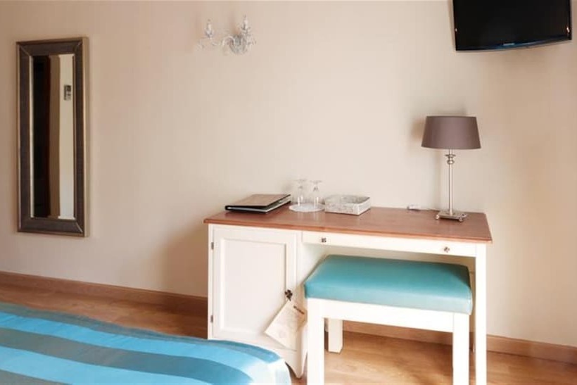 חדר קומפורט, Central Boutique