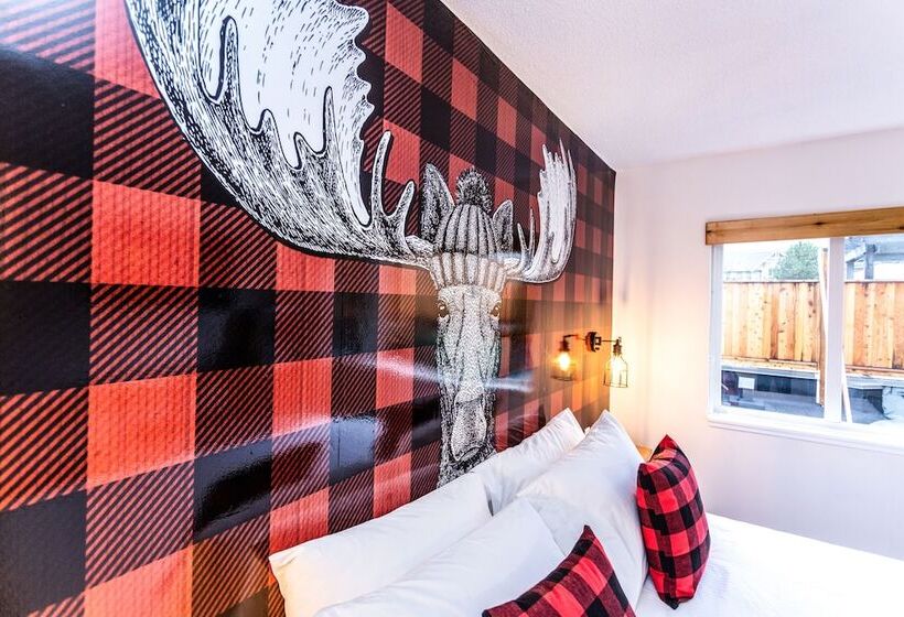 标准间带双人床, Crash Hotel Squamish