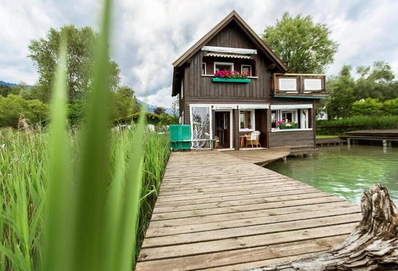 Номер Стандарт с Балконом, Dietrichsteinerhof Apartments & Rooms