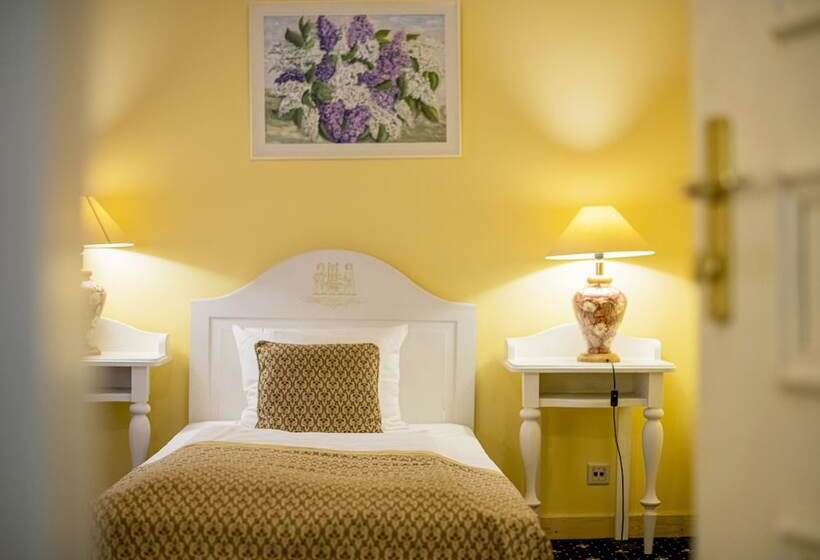 اتاق استاندارد یک نفره, Gutenbergs