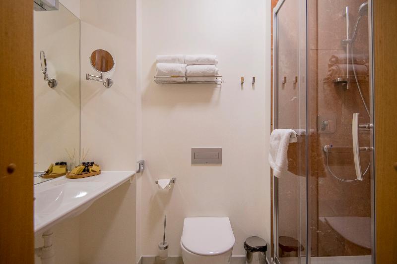 اتاق کلاس بیزنس, Gutenbergs