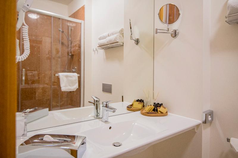 اتاق کلاس بیزنس, Gutenbergs