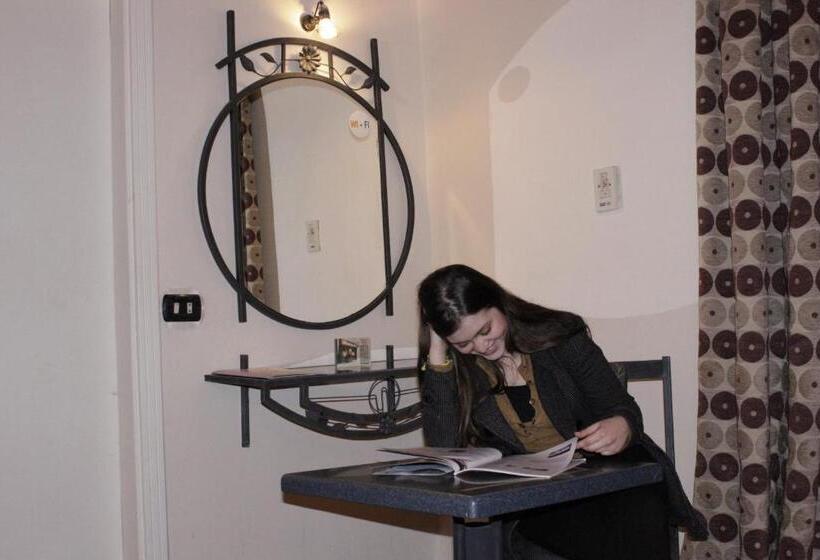 اتاق استاندارد سه نفره, Havana Hotel Cairo