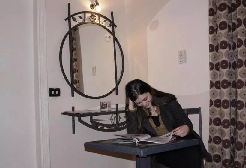 اتاق استاندارد سه نفره, Havana Hotel Cairo