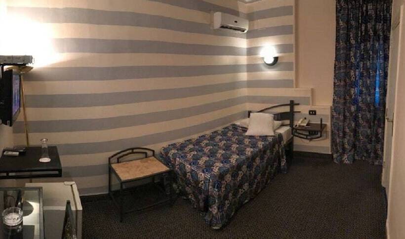 اتاق استاندارد یک نفره, Havana Hotel Cairo