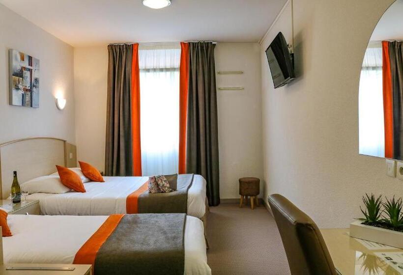 스탠다드 트리플 룸, Hôtel Le Kolibri