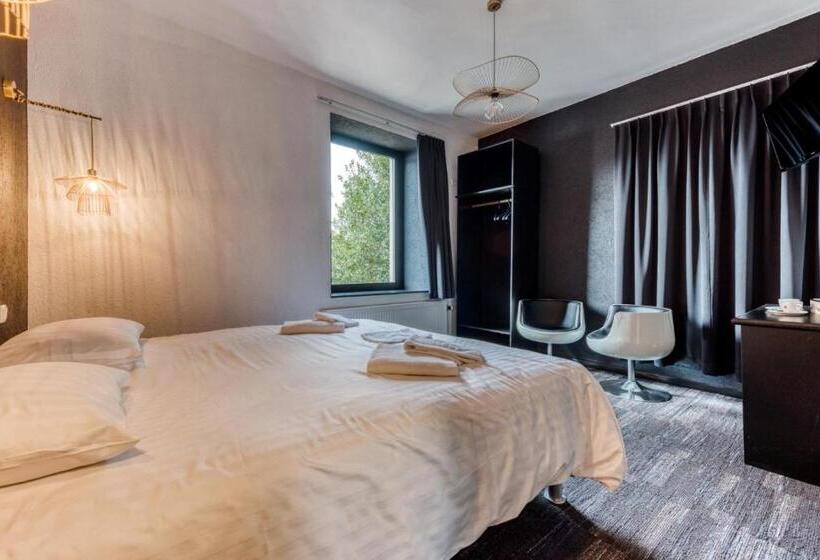 Номер Стандарт, Hôtel Mosa