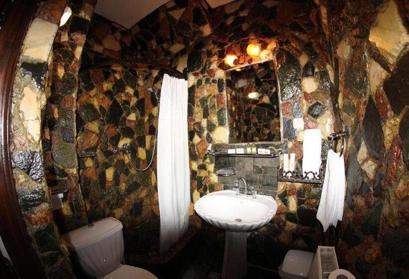 スタンダードルーム, Hunter Prince Castle