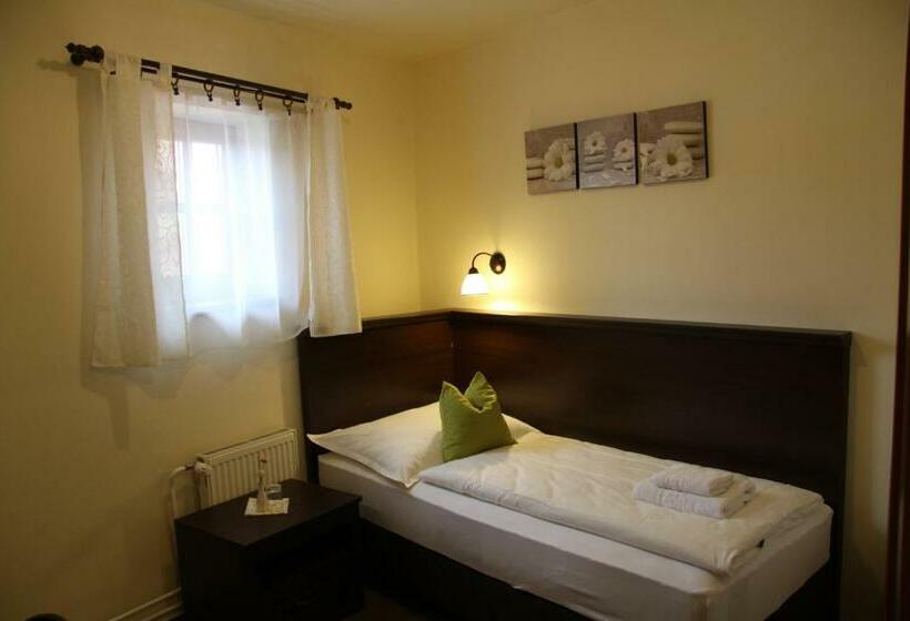 חדר סטנדרט יחיד, Koruna Prachatice