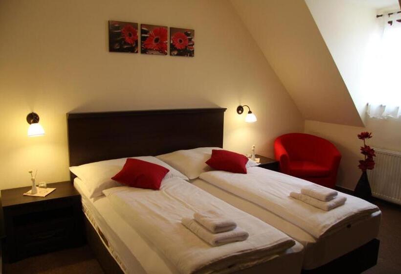 חדר סטנדרט, Koruna Prachatice