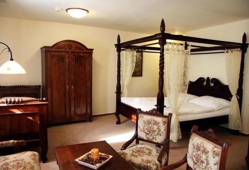 סוויטה, Koruna Prachatice