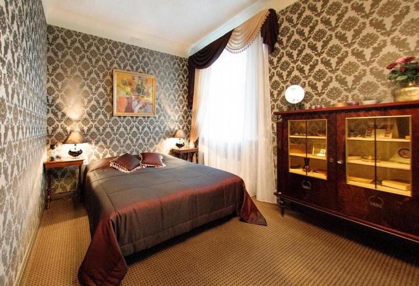 اتاق استاندارد, Malpils Manor