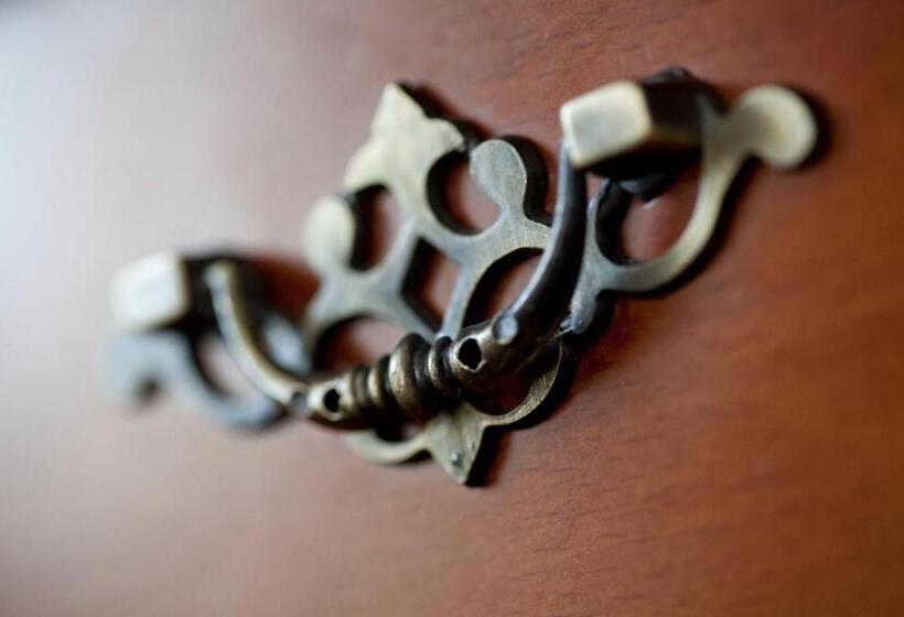 اتاق خانوادگی, Malpils Manor