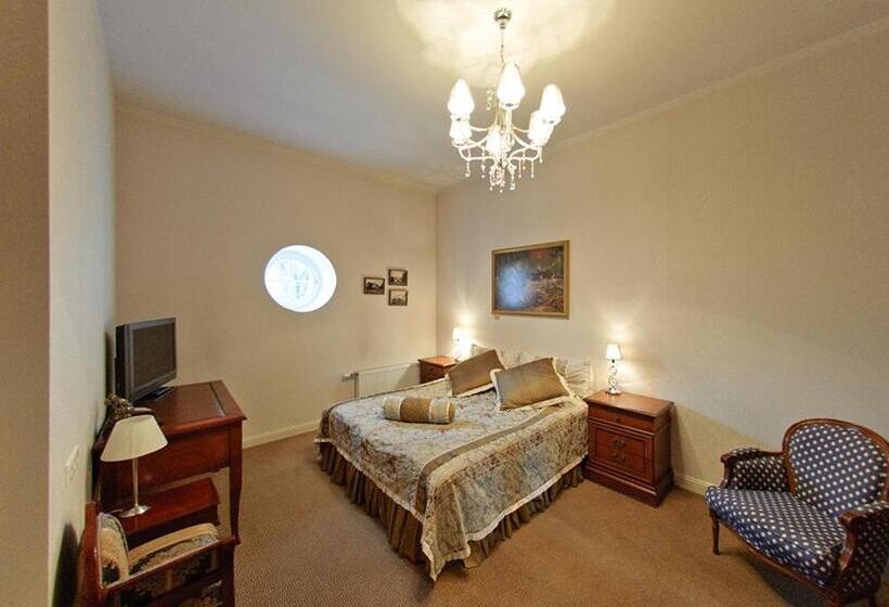 اتاق عادی, Malpils Manor