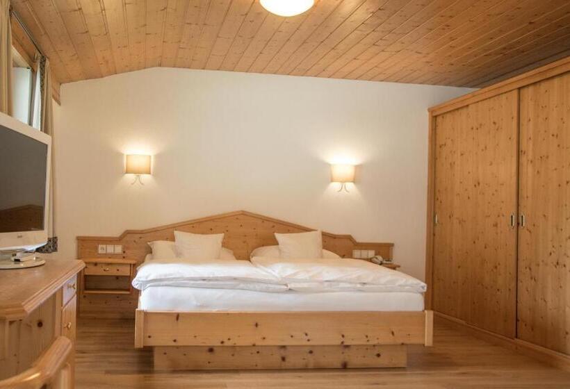 带阳台的豪华间, Nova