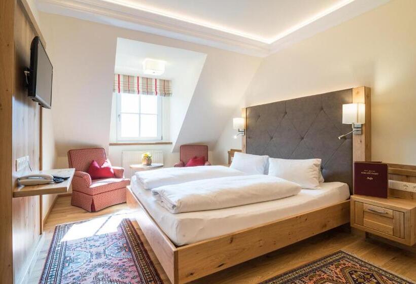 חדר בסיסי, Restaurant Kirchenwirt