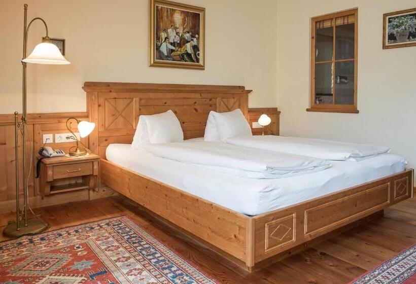 غرفة أساسية, Restaurant Kirchenwirt