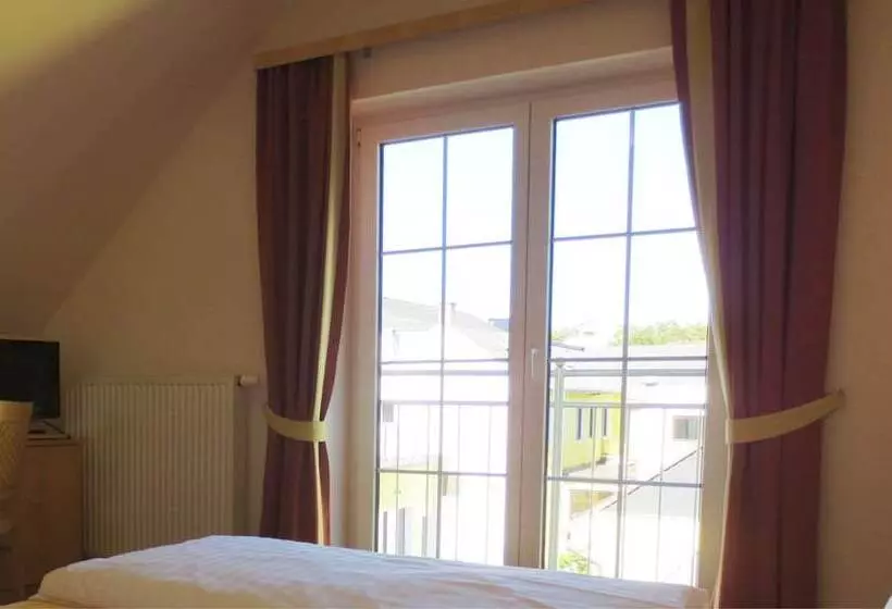 Standard Single Room, Restaurant Müllner