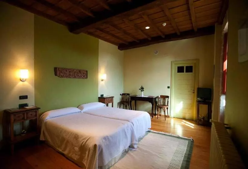 Standardzimmer, Rectoral De Castillon